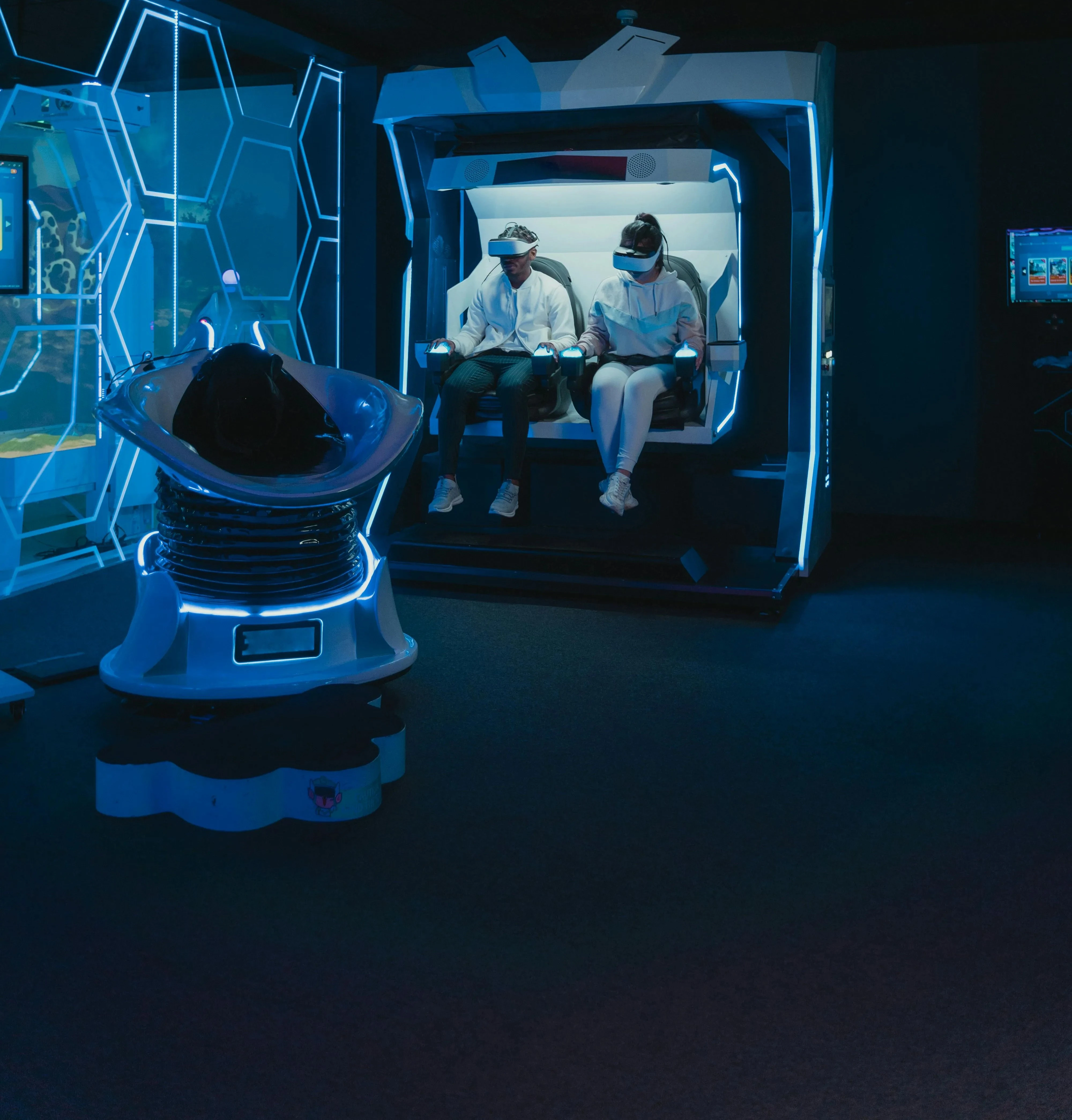 VR Entertainment Experiences for Large Audiences